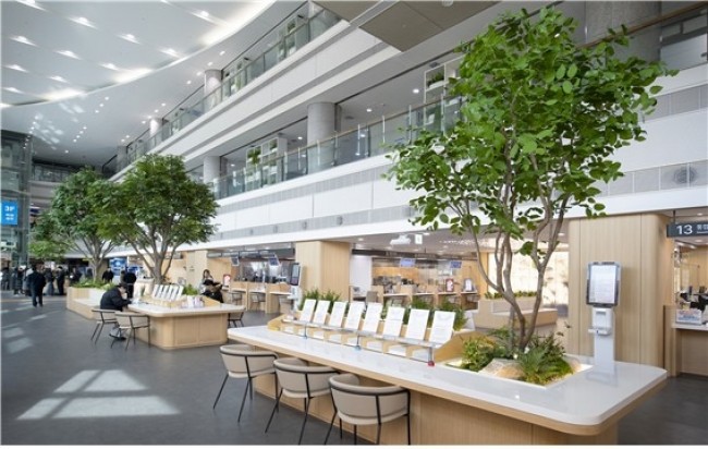 용산구, '야간 민원실' 운영…퇴근 후에도 서류 발급 가능