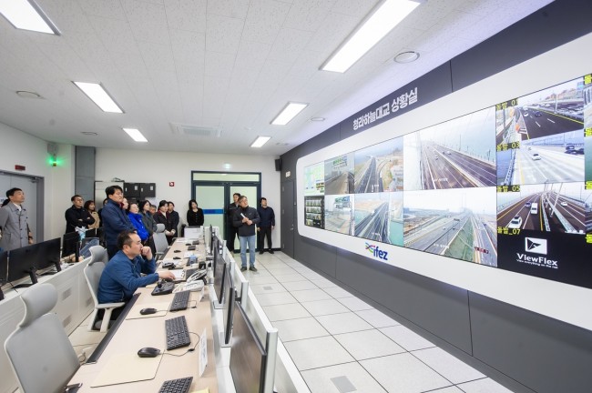 강범석 인천서구청장, '청라하늘대교 관광시설' 방문…